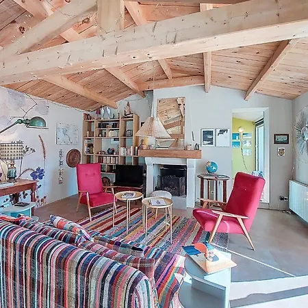 Сasa de vacaciones Tranquille En Bord De By Interhome *