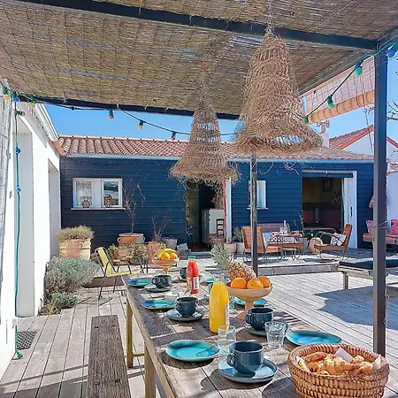Сasa de vacaciones Tranquille En Bord De By Interhome *